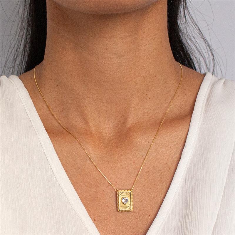 ESCAPULÁRIO FOLHEADO CRUZ E CORAÇÃO PONTO DE LUZ