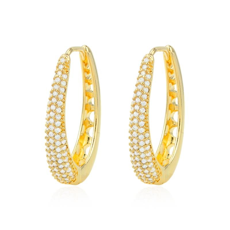 ARGOLA FOLHEADA CRAVEJADA COM ZIRCÔNIAS