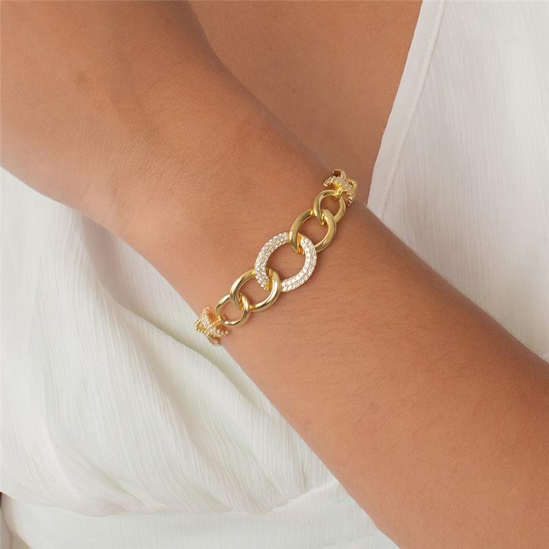 PULSEIRA FOLHEADA ELOS COM DETALHES CRAVEJADOS COM ZIRCÔNIA 