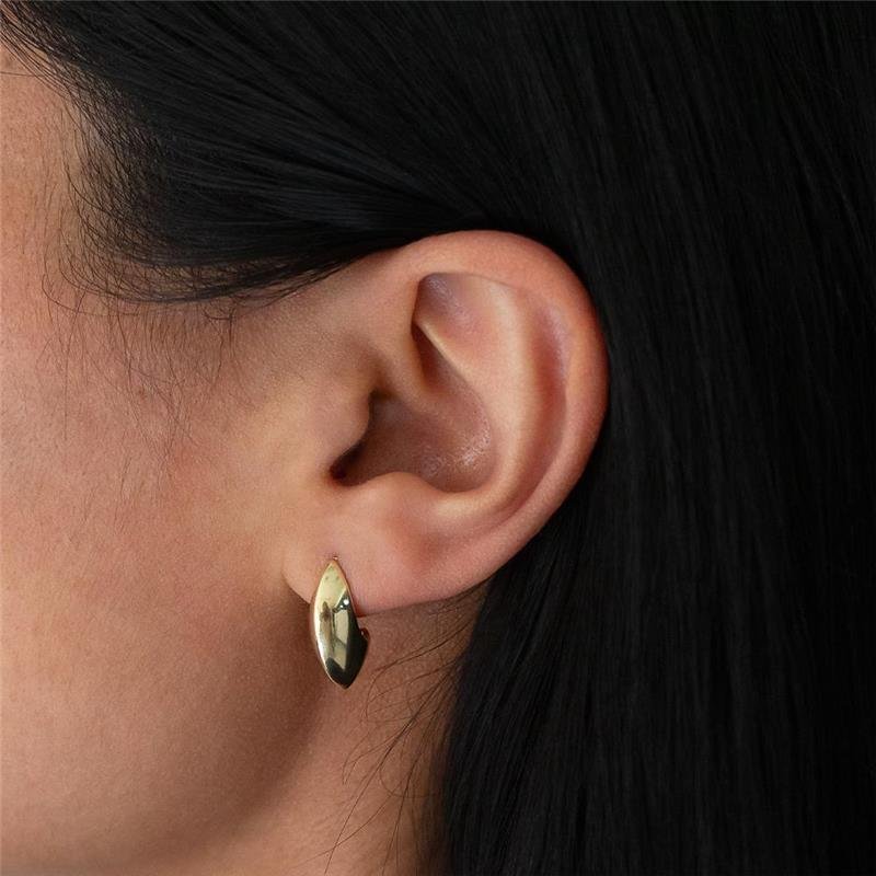 BRINCO FOLHEADO LISO CURVADO