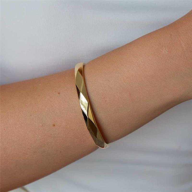 BRACELETE FOLHEADO LISO