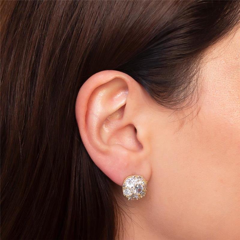 BRINCO FOLHEADO CRAVEJADO