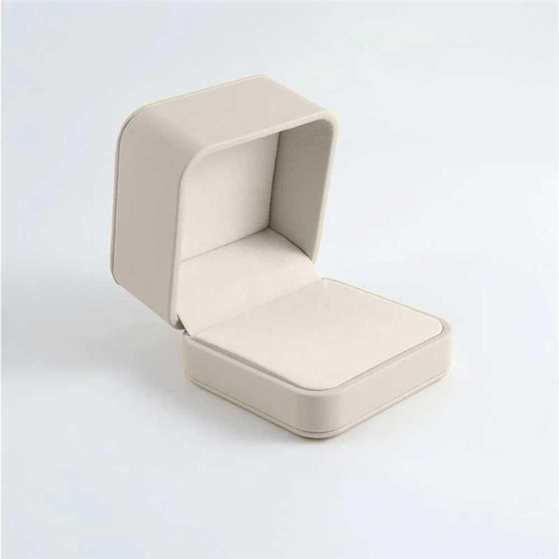 CAIXA ESTOFADA OFF WHITE 