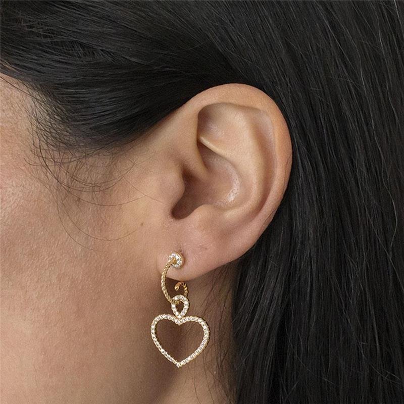 BRINCO FOLHEADO CORAÇÃO CRAVEJADO DELICADO 