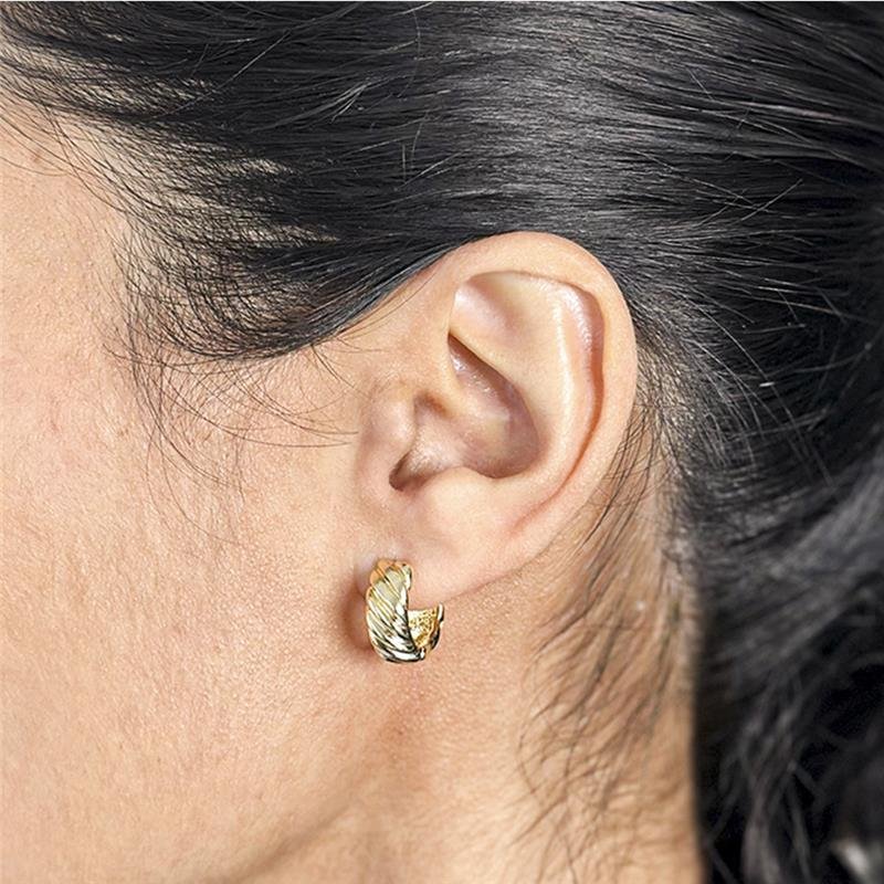 ARGOLA FOLHEADA COM TEXTURA 