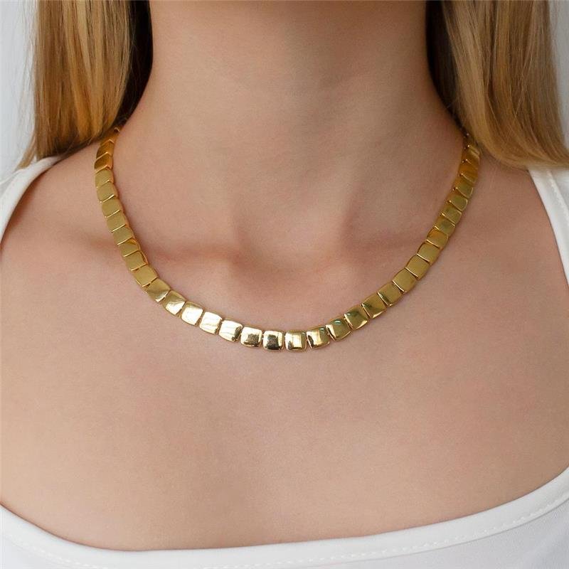 GARGANTILHA FOLHEADA QUADRADA LISA - 38CM