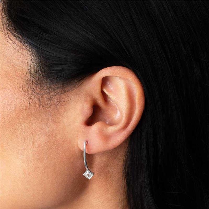 BRINCO PRATA 925 RETANGULO PONTO DE LUZ