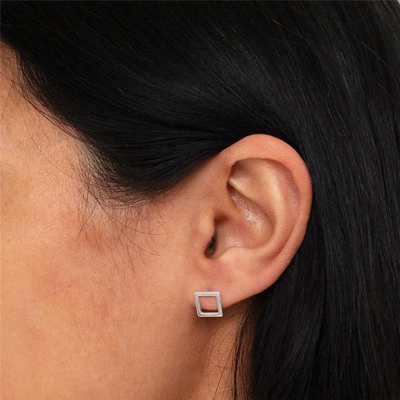 BRINCO PRATA QUADRADO VAZADO