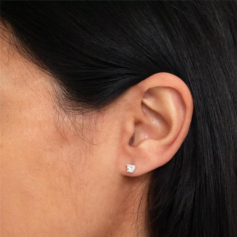 BRINCO PRATA PONTO DE LUZ CORAÇÃO