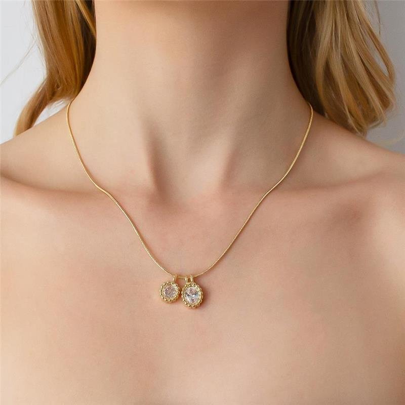 GARGANTILHA FOLHEADA PINGENTES PONTO DE LUZ