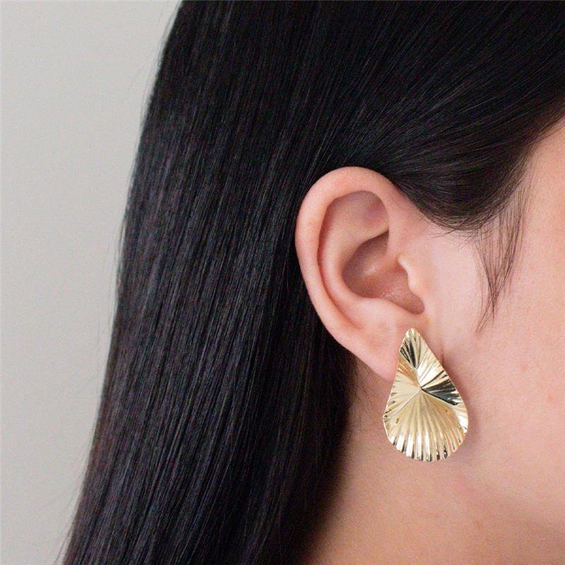 BRINCO FOLHEADO FOLHA AMASSADO