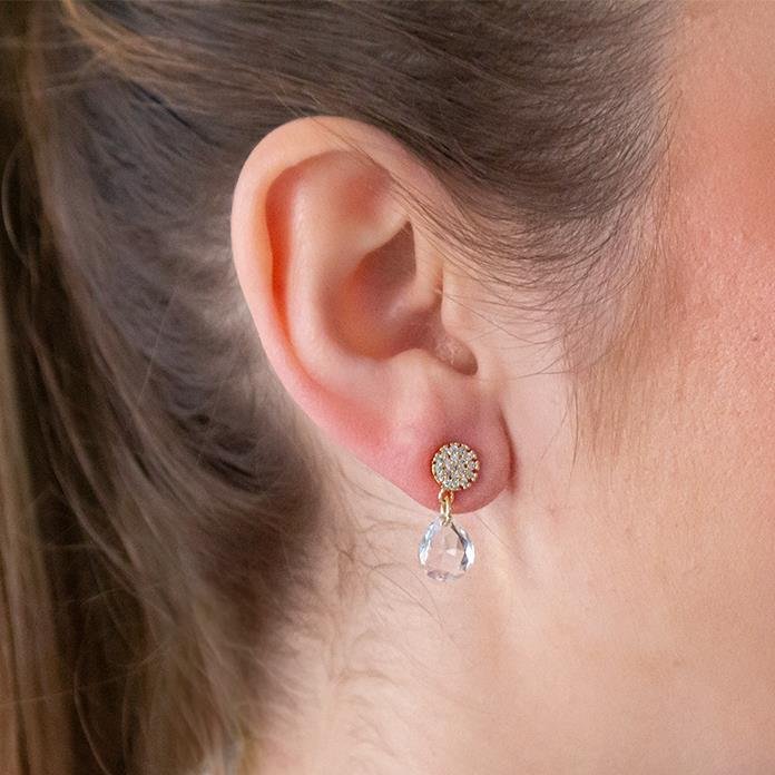 BRINCO FOLHEADO GOTA CRISTAL