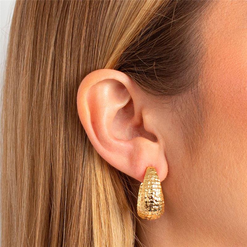 ARGOLA FOLHEADA TEXTURIZADA - CRUSH 