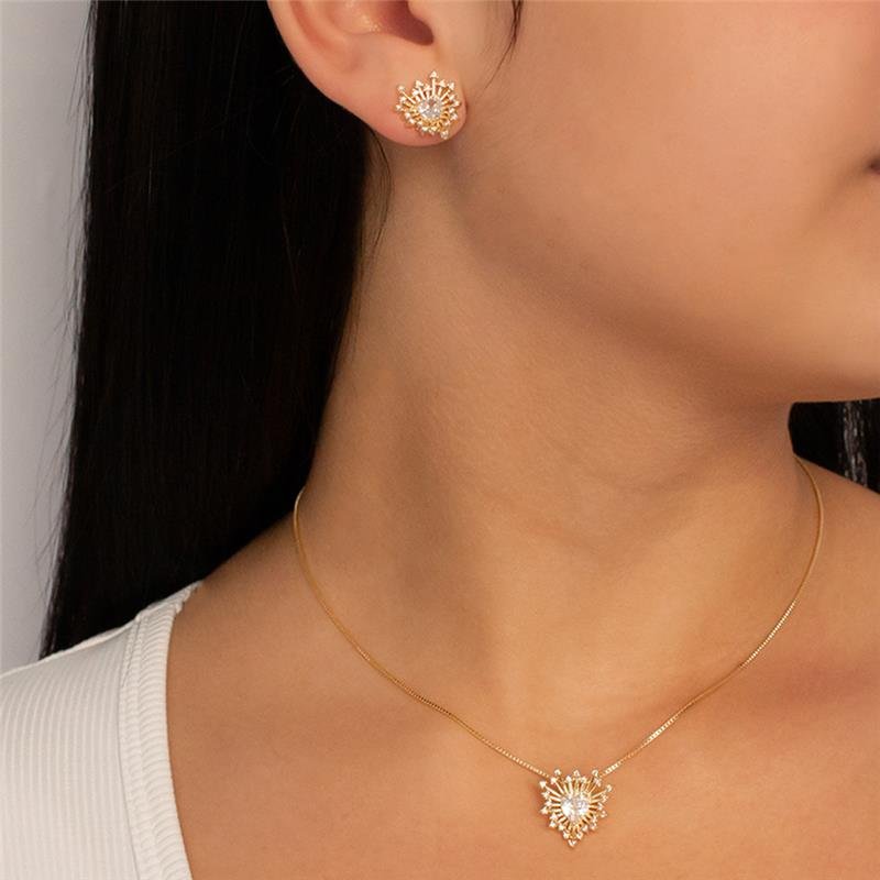 CONJUNTO FOLHEADO CORAÇÃO TRABALHADO - 45 CM 