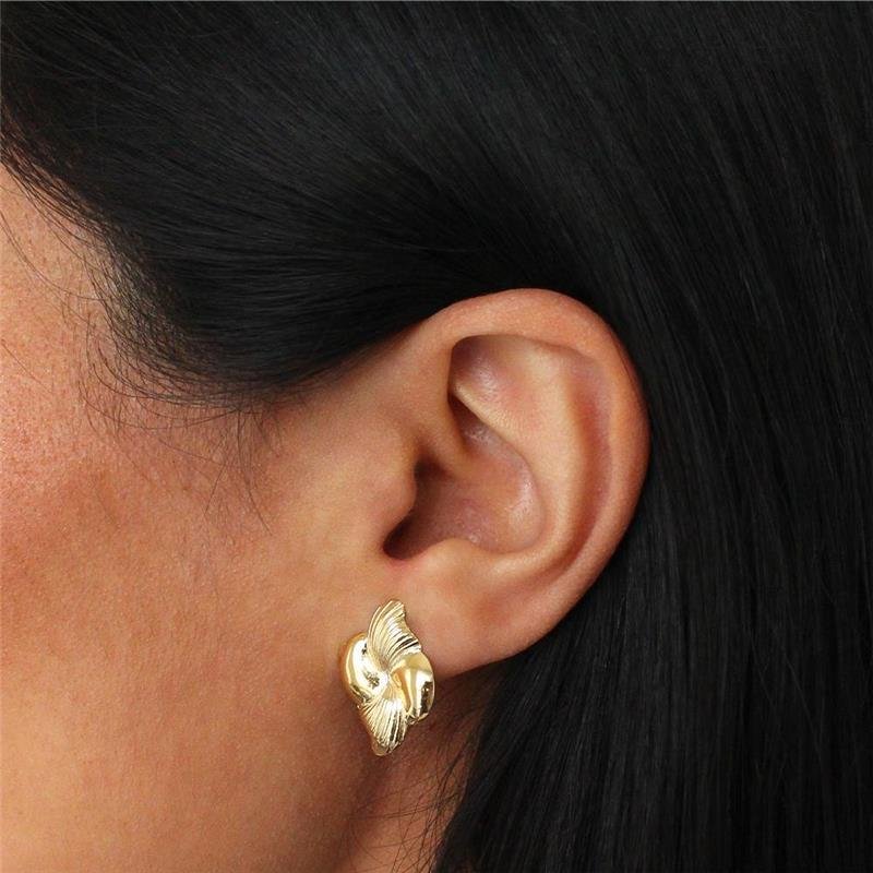 BRINCO FOLHEADO FLOR DETALHES