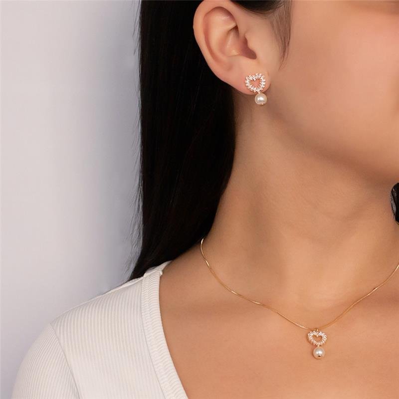 CONJUNTO FOLHEADO CORAÇÃO E PÉROLA - 45 CM 