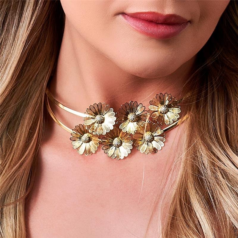 GARGANTILHA ARO FOLHEADA FLORES - FLORA 