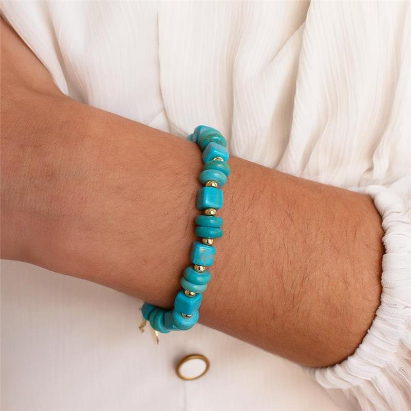 PULSEIRA FOLHEADA PEDRA TURQUESA COM PINGENTES
