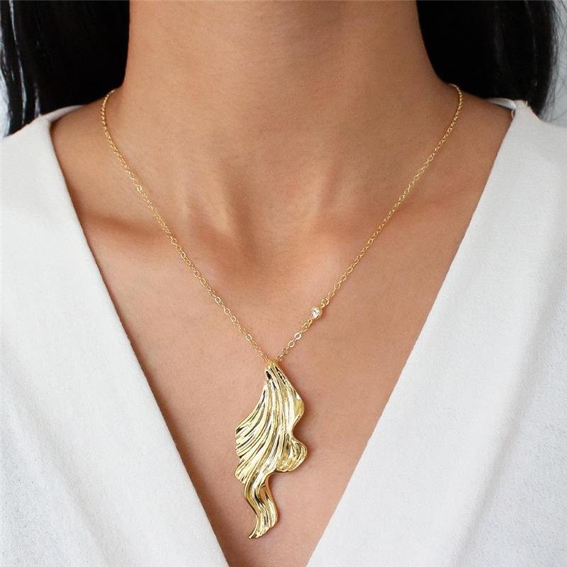 GARGANTILHA FOLHEADA PONTO DE LUZ ASA