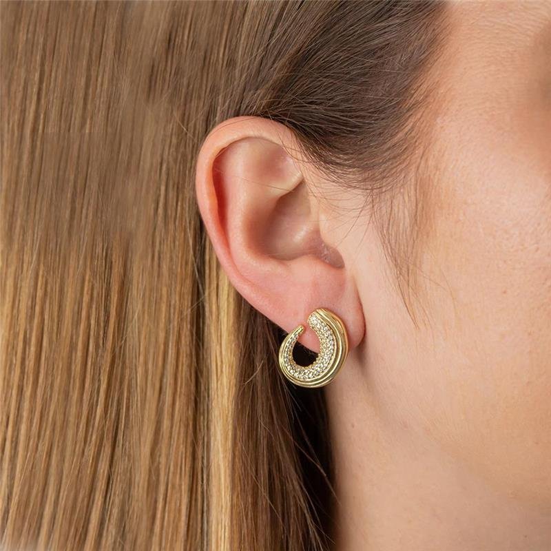 BRINCO FOLHEADO CRAVEJADO