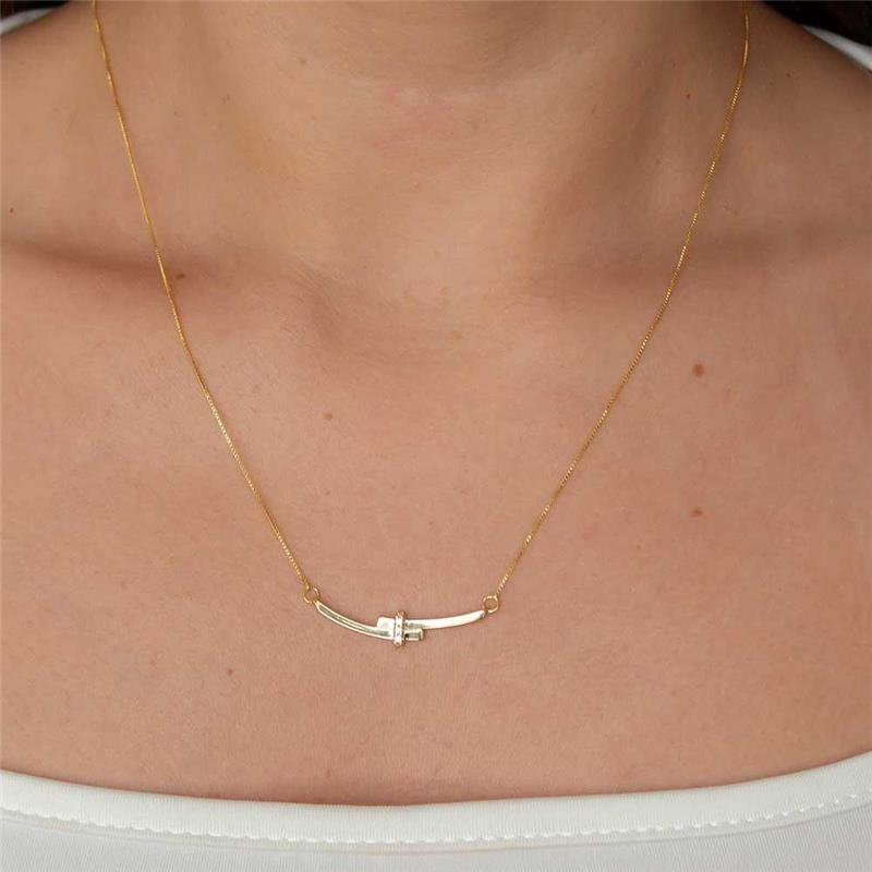 GARGANTILHA FOLHEADA CRAVEJADA