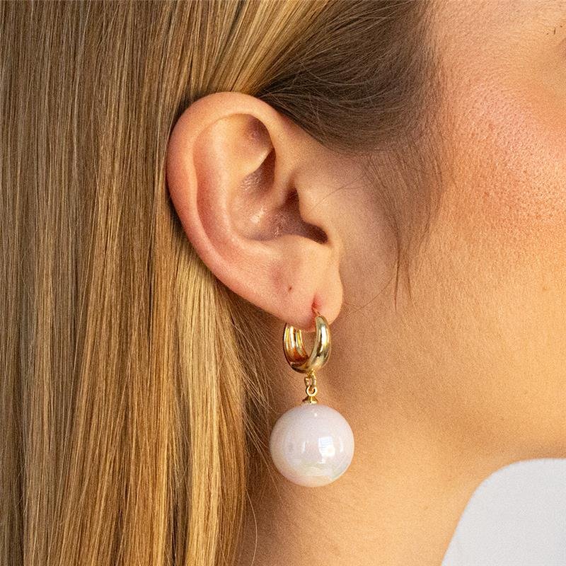 ARGOLA FOLHEADA PÉROLA SINTÉTICA - COLOSSAL 