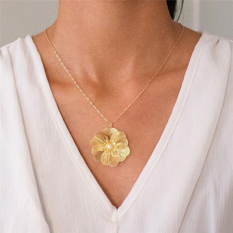 GARGANTILHA ARO FOLHEADA FLOR LISA - FLORES 