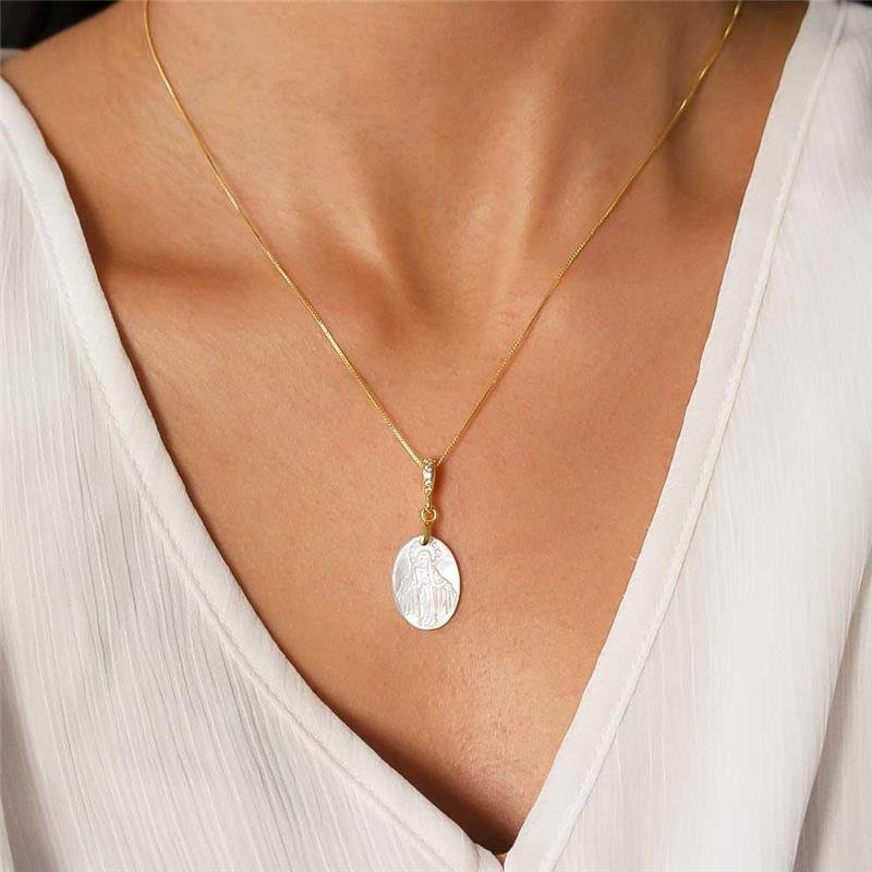 GARGANTILHA FOLHEADA MADREPÉROLA NOSSA SENHORA DAS GRAÇAS