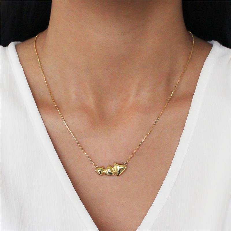 GARGANTILHA FOLHEADA TRIÂNGULO LISO - 45CM