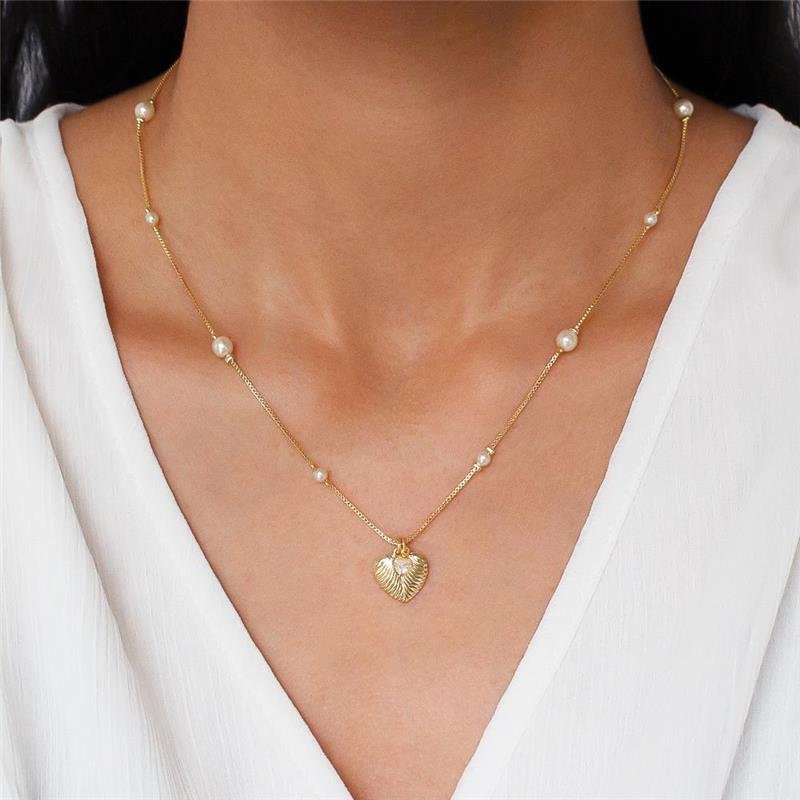 GARGANTILHA FOLHEADA CORAÇÃO PÉROLA - 45CM