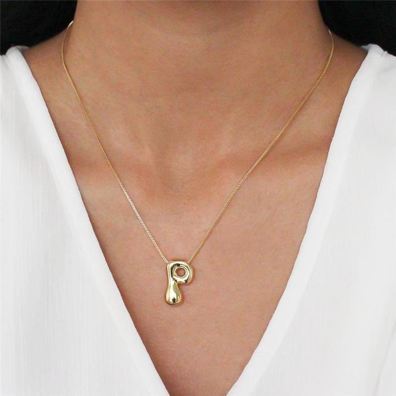 GARGANTILHA FOLHEADA LETRA P - 45CM