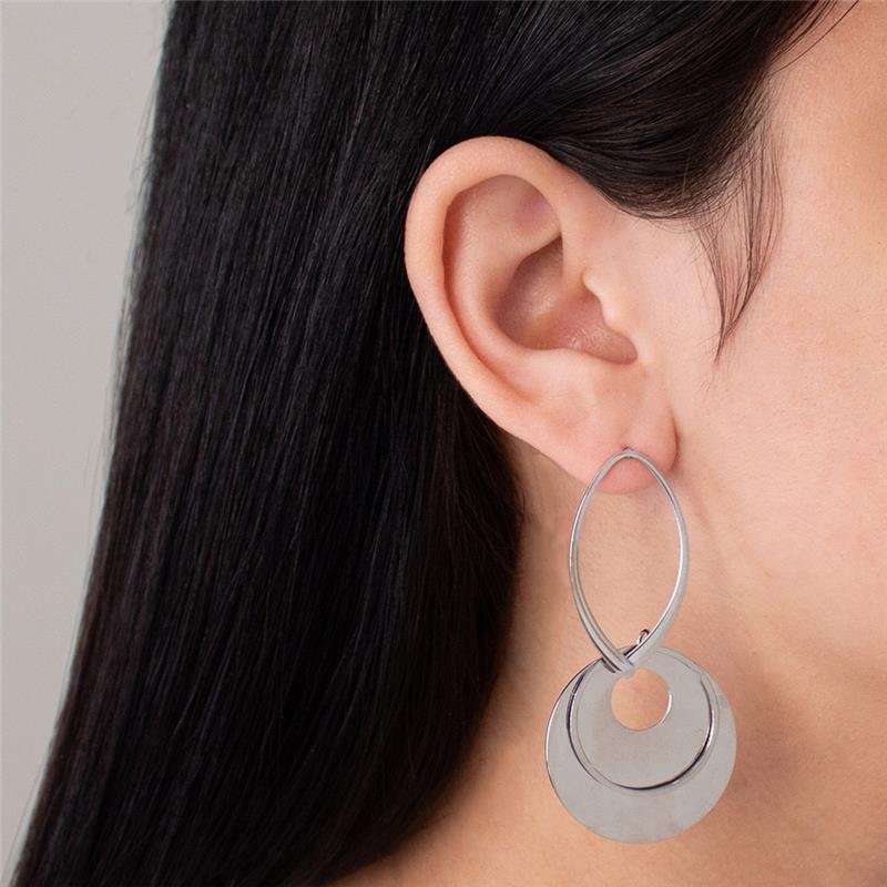 BRINCO EM AÇO DETALHES LISO