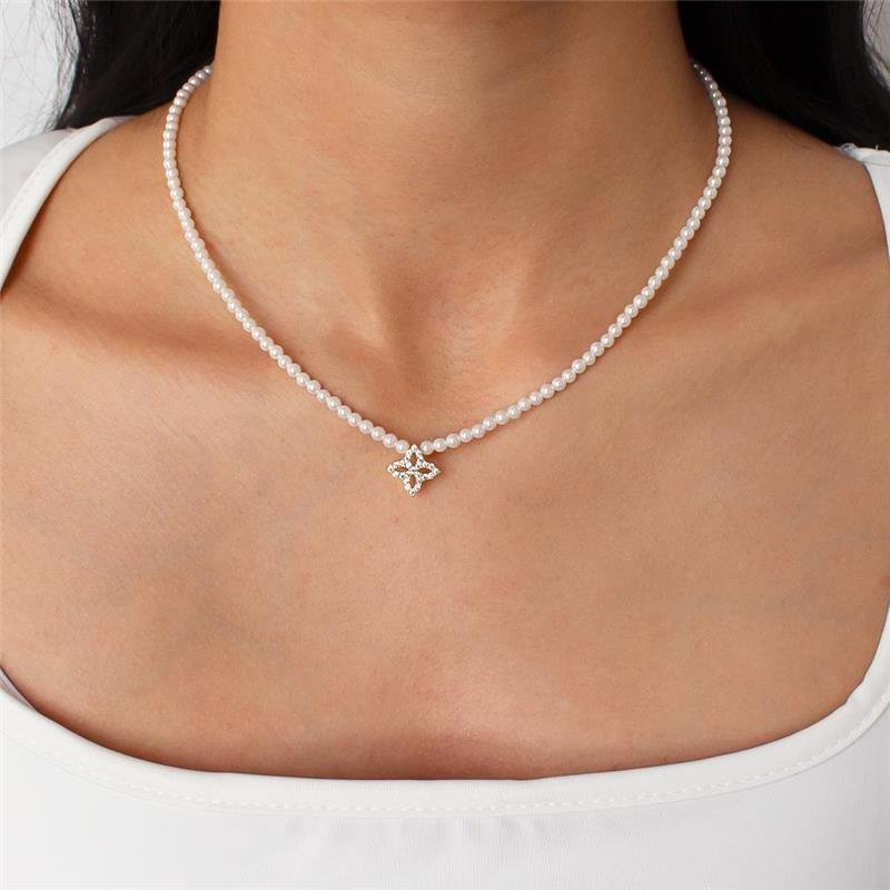 GARGANTILHA FOLHEADA PÉROLA SHELL