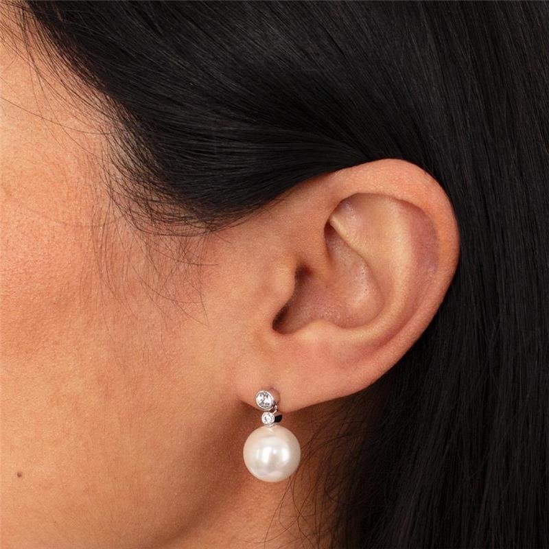 BRINCO FOLHEADO RÓDIO BRANCO PÉROLA SHELL PONTO DE LUZ