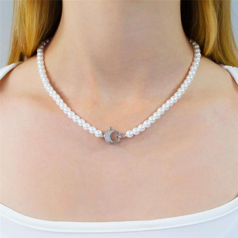 GARGANTILHA FOLHEADA PÉROLAS FECHO CRAVEJADO